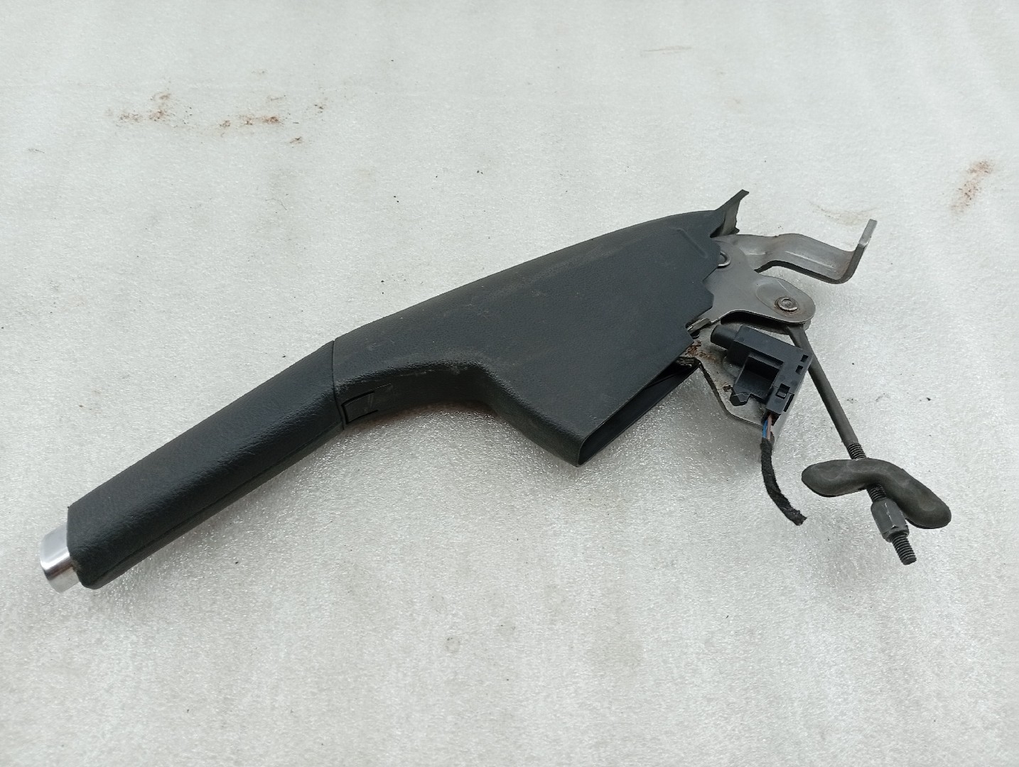 Travão de mão VOLKSWAGEN POLO (6R1, 6C1) | 09 -  Imagem-2