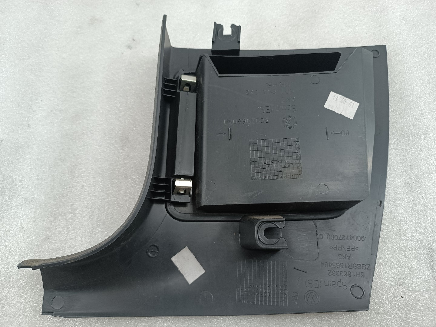 Caixa de arrumação VOLKSWAGEN POLO (6R1, 6C1) | 09 -  Imagem-3