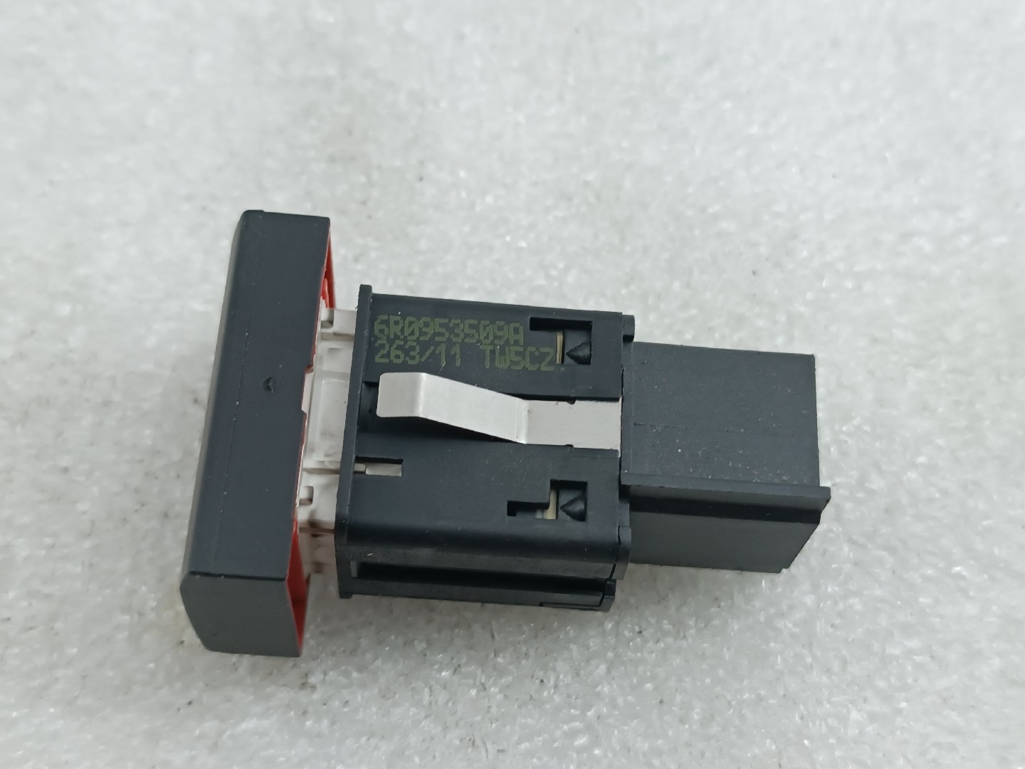 Interruptor 4 piscas VOLKSWAGEN POLO (6R1, 6C1) | 09 -  Imagem-1