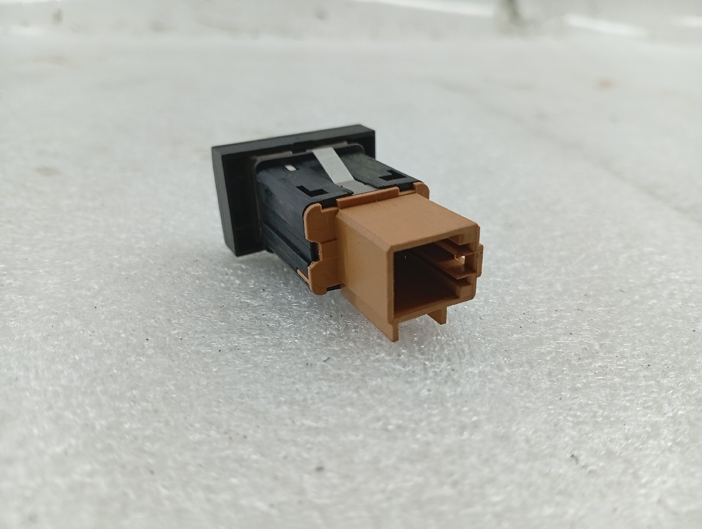 Botão de airbag de passageiro VOLKSWAGEN POLO (6R1, 6C1) | 09 -  Imagem-1