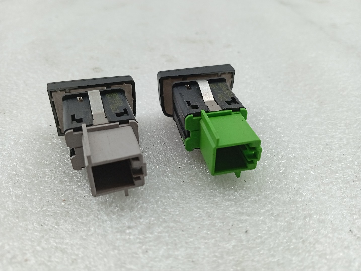 Botão VOLKSWAGEN POLO (6R1, 6C1) | 09 -  Imagem-2