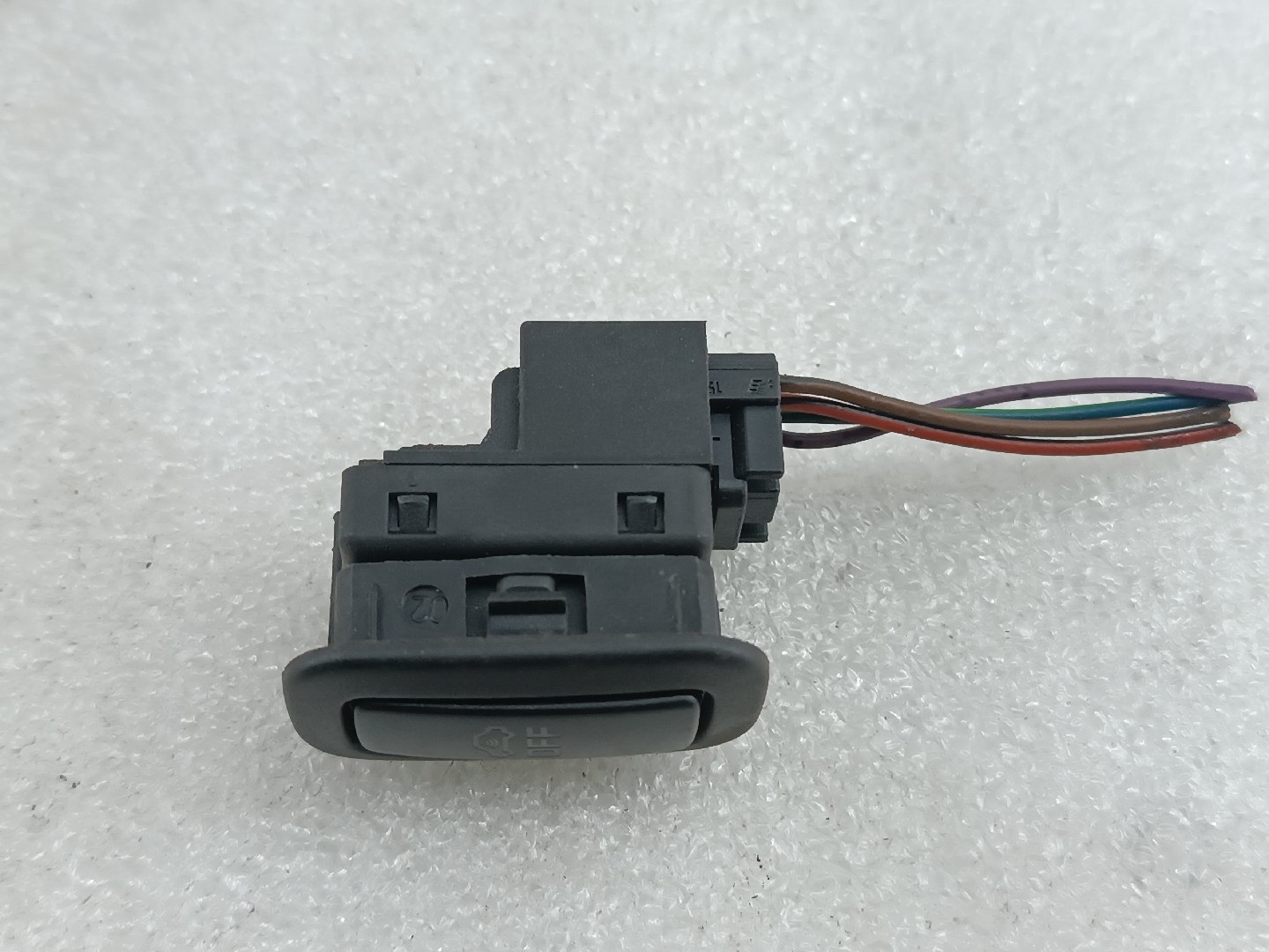 Comutador de Alarme VOLKSWAGEN POLO (6R1, 6C1) | 09 -  Imagem-2