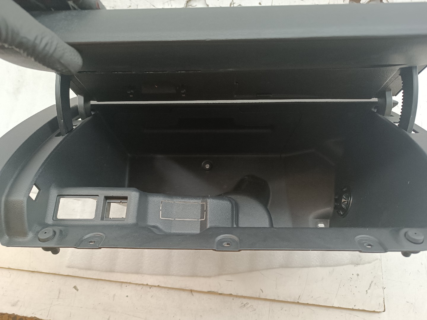 Porta luvas VOLKSWAGEN POLO (6R1, 6C1) | 09 -  Imagem-6