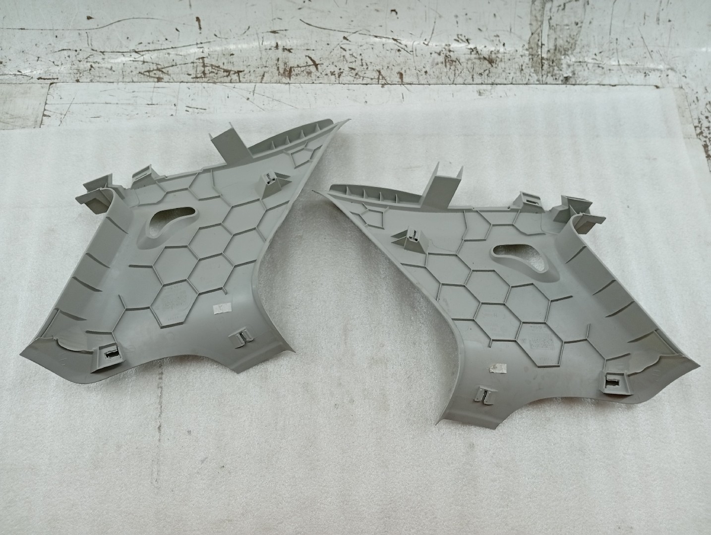 Moldura de pilar C VOLKSWAGEN POLO (6R1, 6C1) | 09 - 