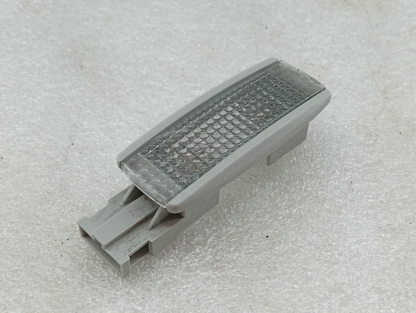 Luz interior VOLKSWAGEN POLO (6R1, 6C1) | 09 -  Imagem-3