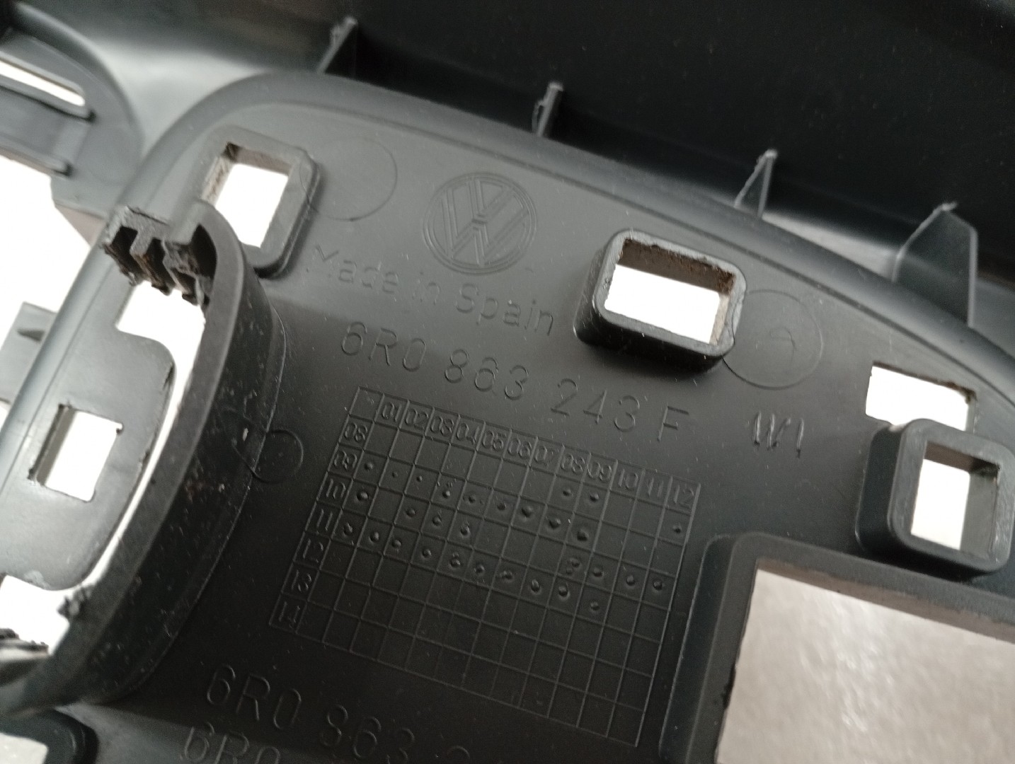 Consola Central VOLKSWAGEN POLO (6R1, 6C1) | 09 -  Imagem-1