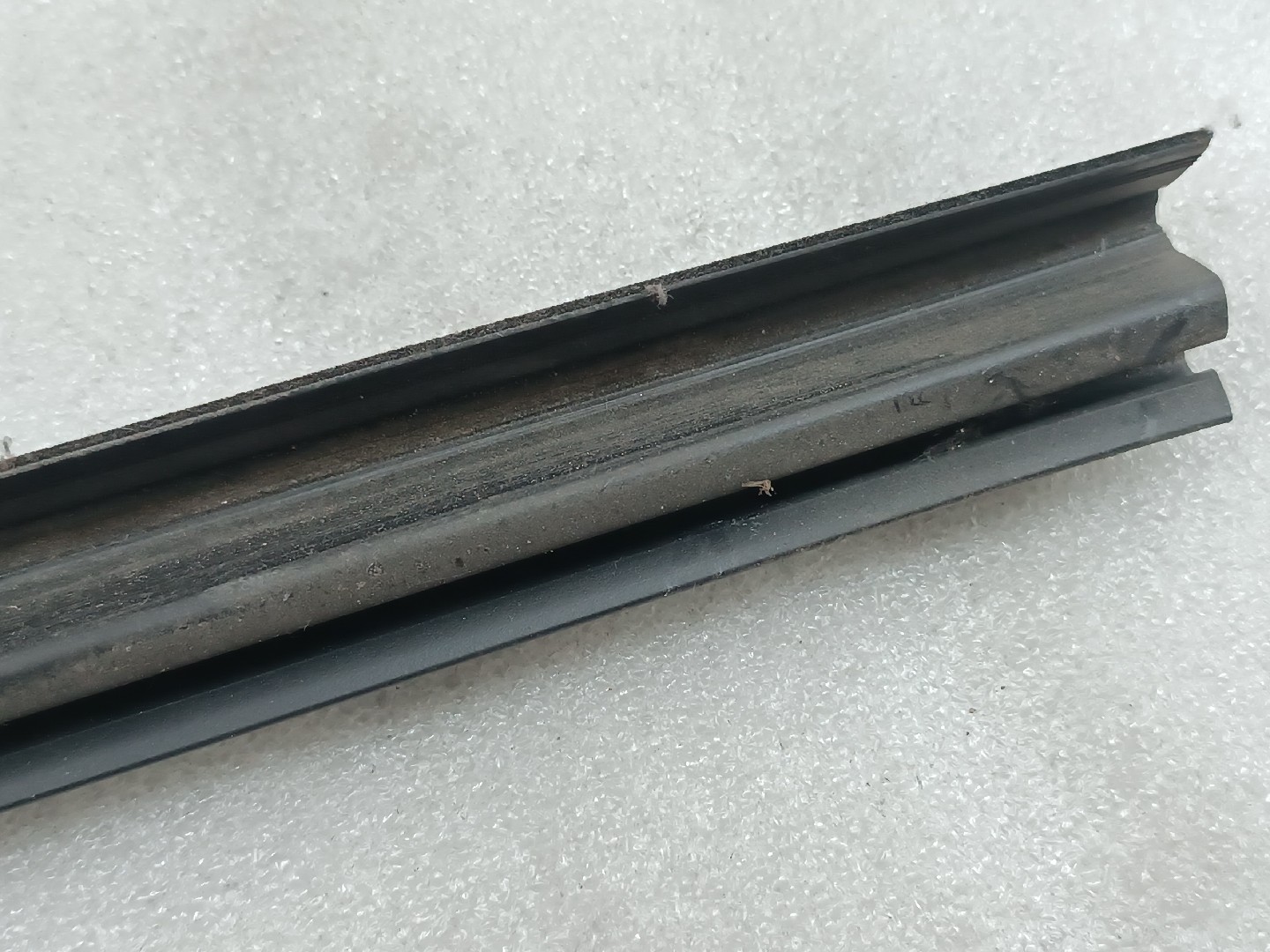 Raspador de vidro VOLKSWAGEN POLO (6R1, 6C1) | 09 -  Imagem-1