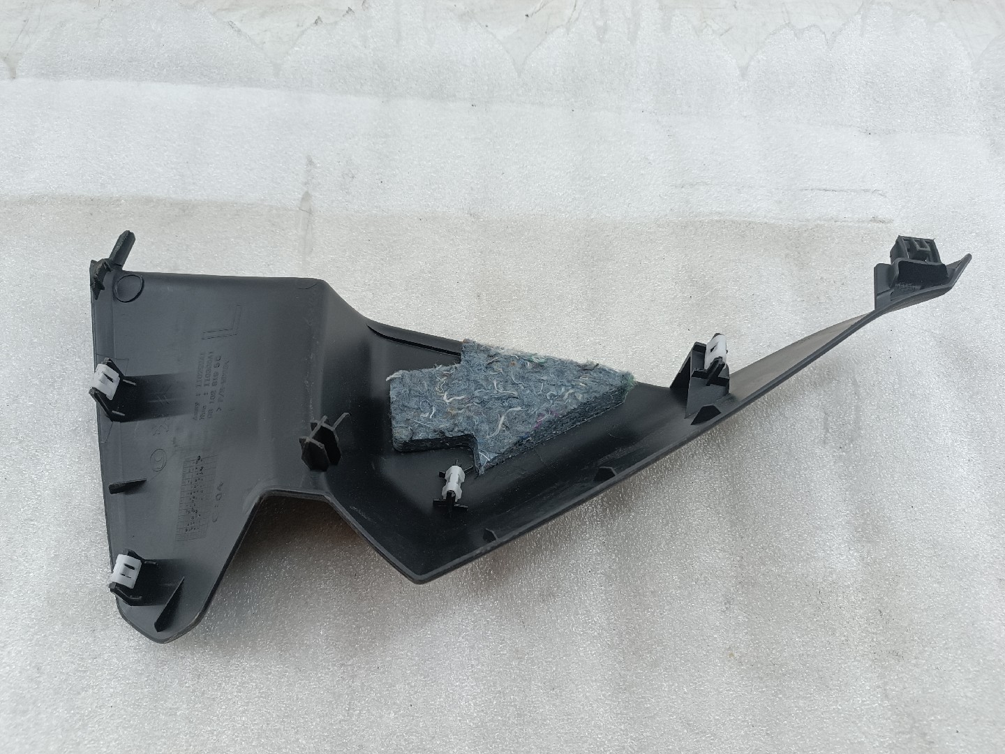 Tampa lateral de tablier PEUGEOT 3008 SUV (M_) | 16 -  Imagem-2