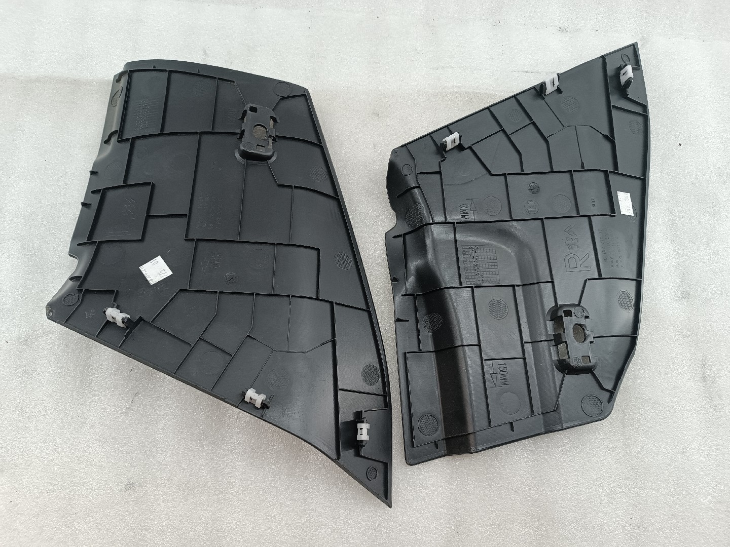 Acabamento de consola central PEUGEOT 5008 II | 16 -  Imagem-3