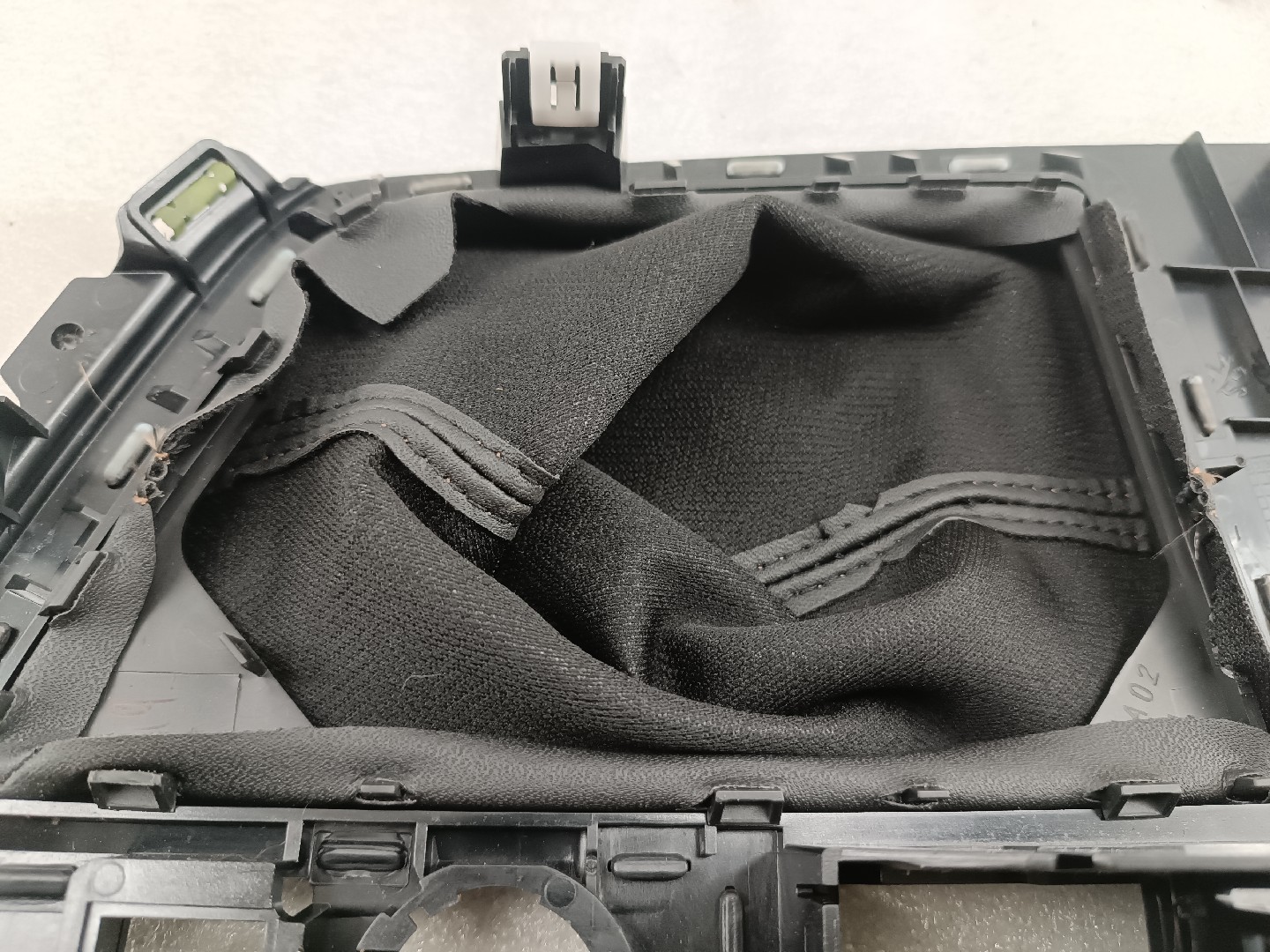 Moldura de fole de mudanças PEUGEOT 5008 II | 16 -  Imagem-1