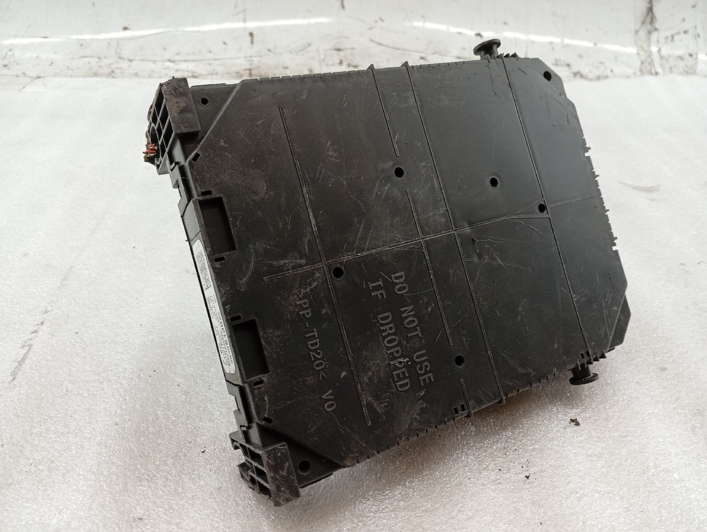 Caixa de Fusíveis PEUGEOT 508 SW I (8E_) | 10 - 18 Imagem-3