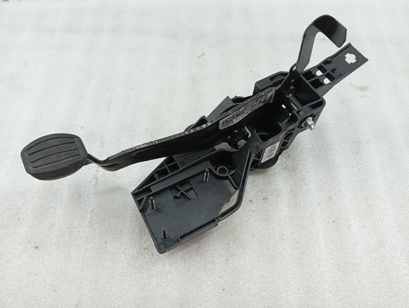 Pedal de travão PEUGEOT 3008 SUV (M_) | 16 - 