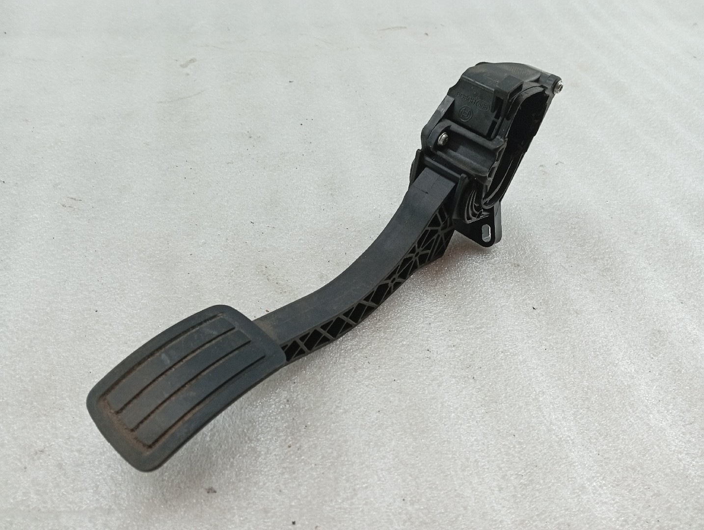 Pedal acelerador PEUGEOT 3008 SUV (M_) | 16 - 