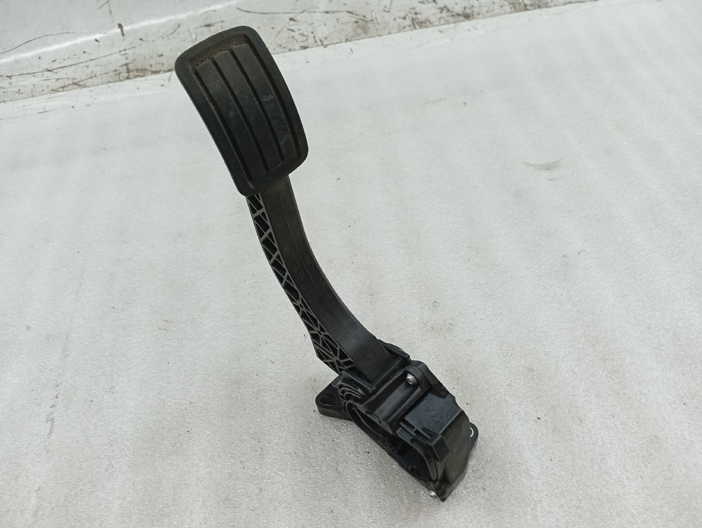 Pedal acelerador PEUGEOT 3008 SUV (M_) | 16 -  Imagem-5