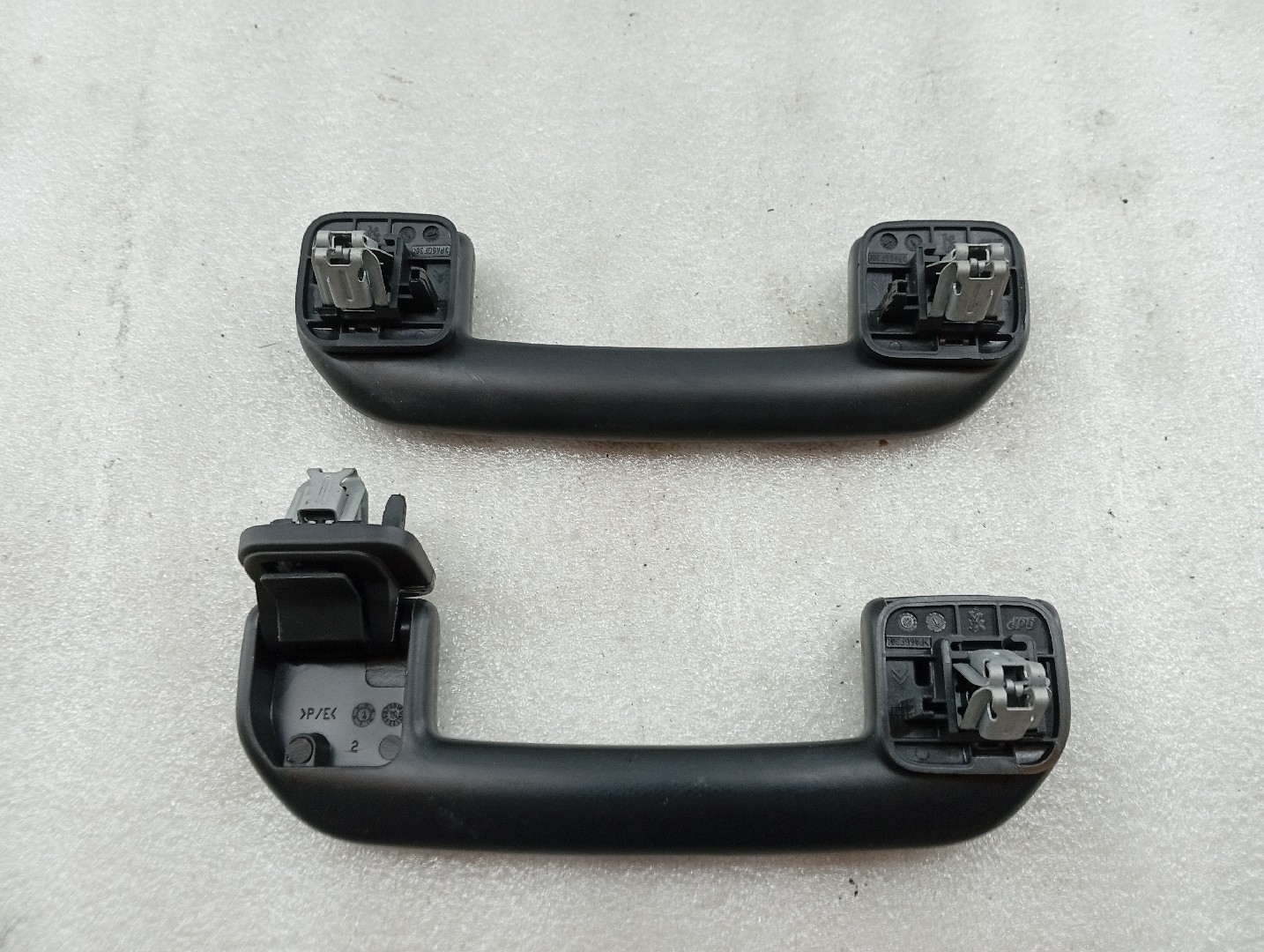 Conjunto 2 Pegas PEUGEOT 5008 II | 16 -  Imagem-2