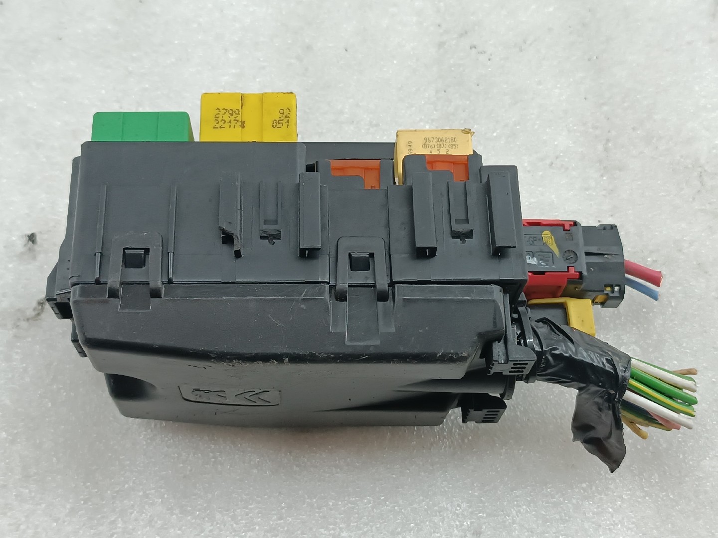 Caixa de fusíveis e relés PEUGEOT 5008 II | 16 -  Imagem-3