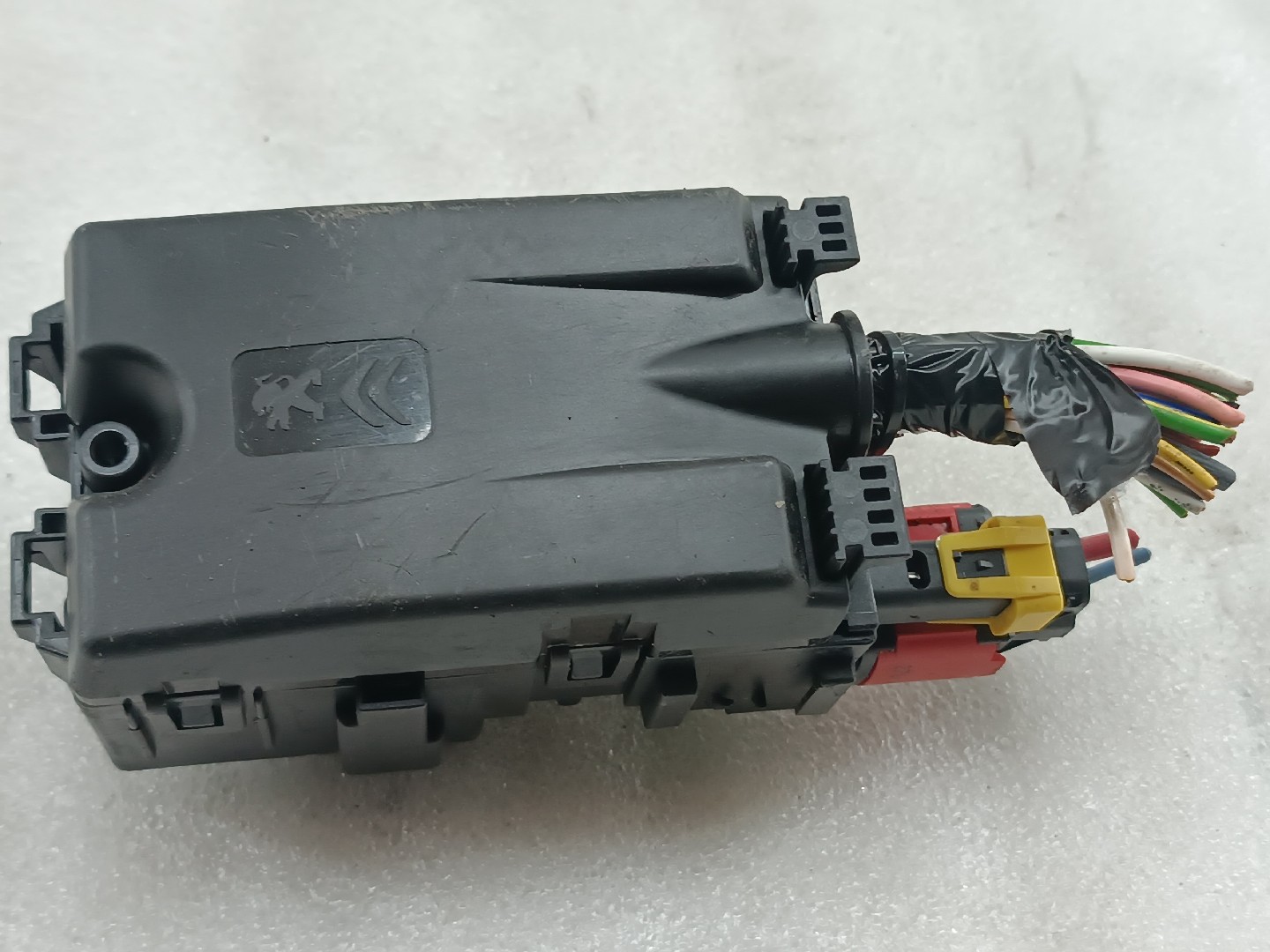 Caixa de fusíveis e relés PEUGEOT 5008 II | 16 -  Imagem-4