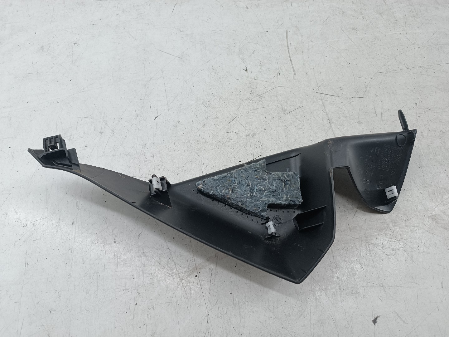 Tampa lateral de tablier PEUGEOT 3008 SUV (M_) | 16 -  Imagem-1