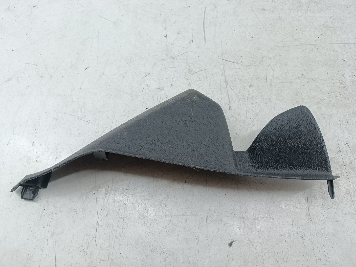 Tampa lateral de tablier PEUGEOT 3008 SUV (M_) | 16 -  Imagem-3