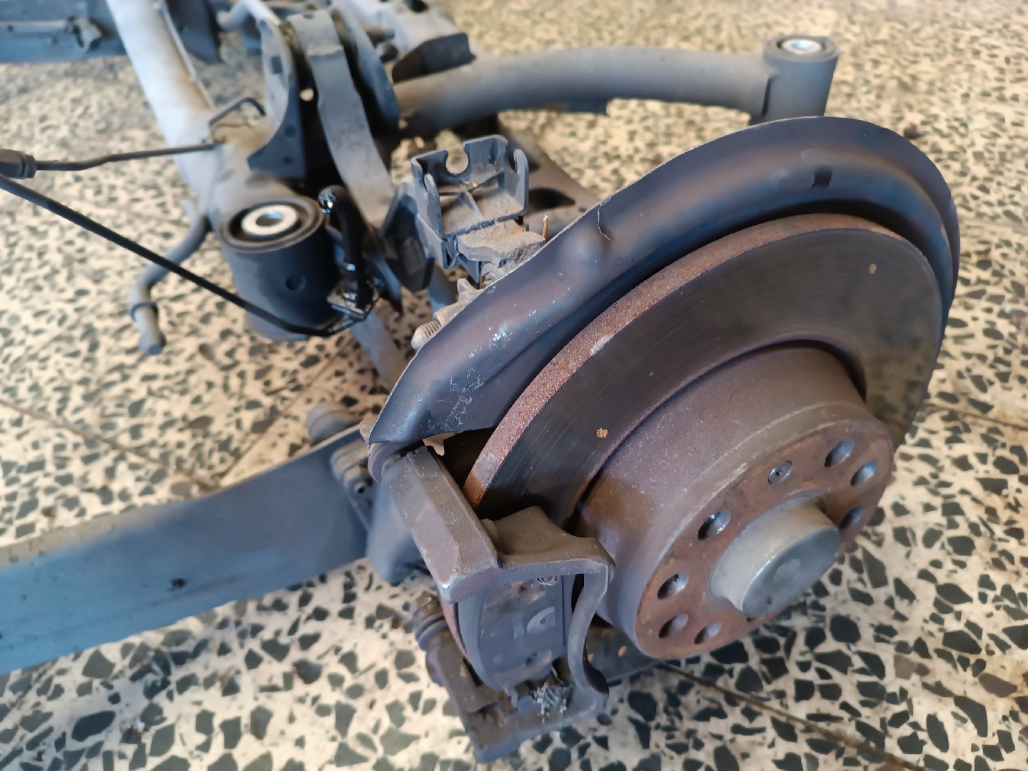 Eixo traseiro VOLKSWAGEN PASSAT (3C2) | 05 - 10 Imagem-5