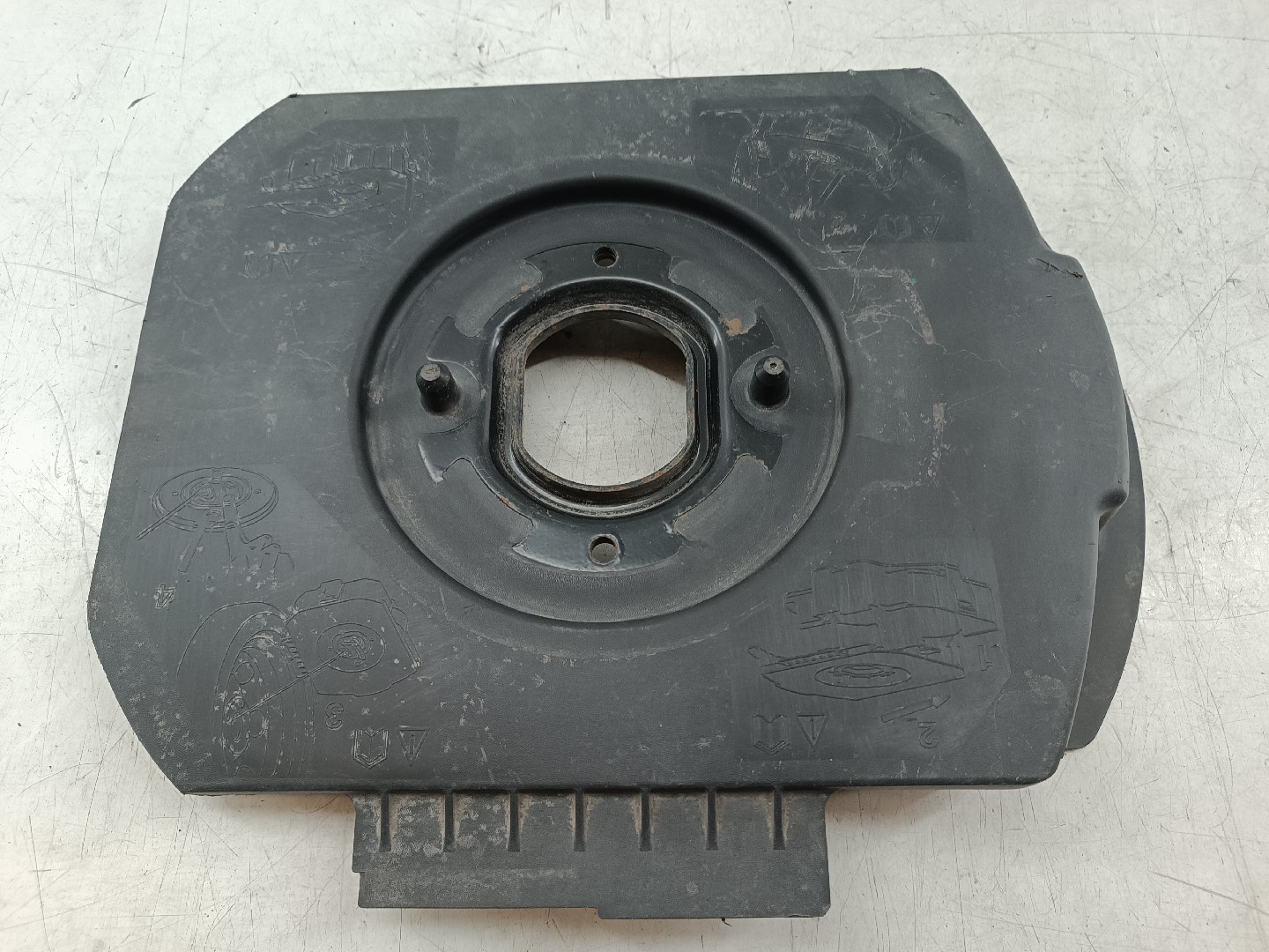 Tampa PEUGEOT 5008 II | 16 -  Imagem-3