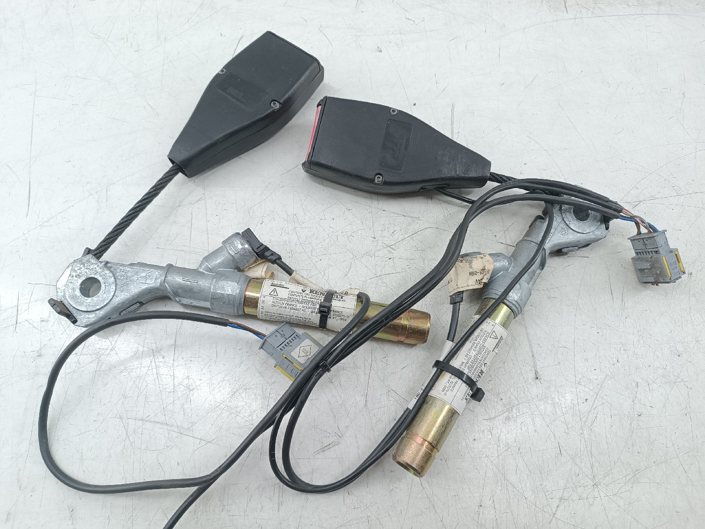 Pré-Tensores / Cintos RENAULT CLIO II (BB_, CB_) | 98 - 