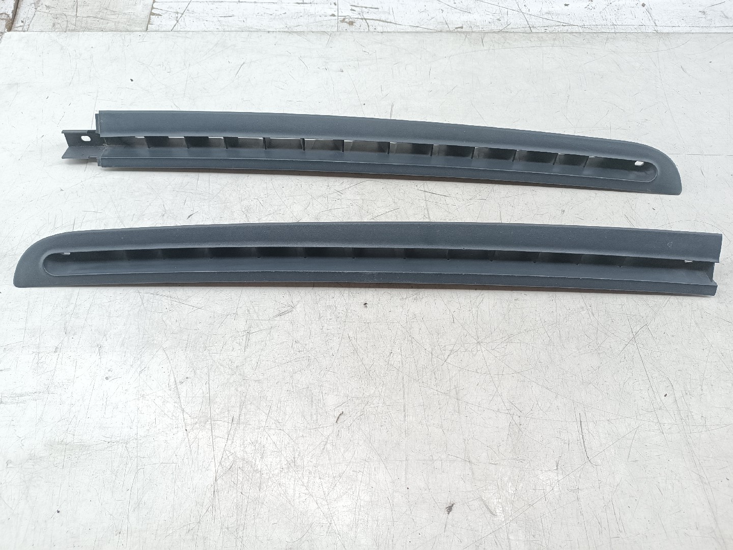 Grelha de ventilação interior RENAULT CLIO II (BB_, CB_) | 98 -  Imagem-4