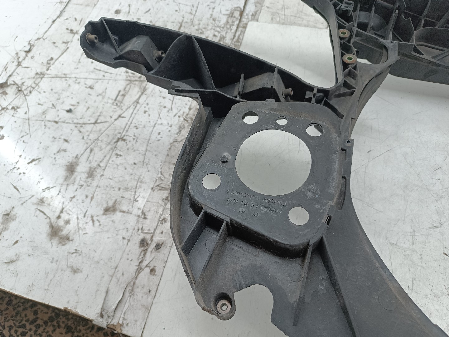 Frente em Fibra ou Chapa AUDI A4 Avant (8E5, B6) | 00 - 05 Imagem-4