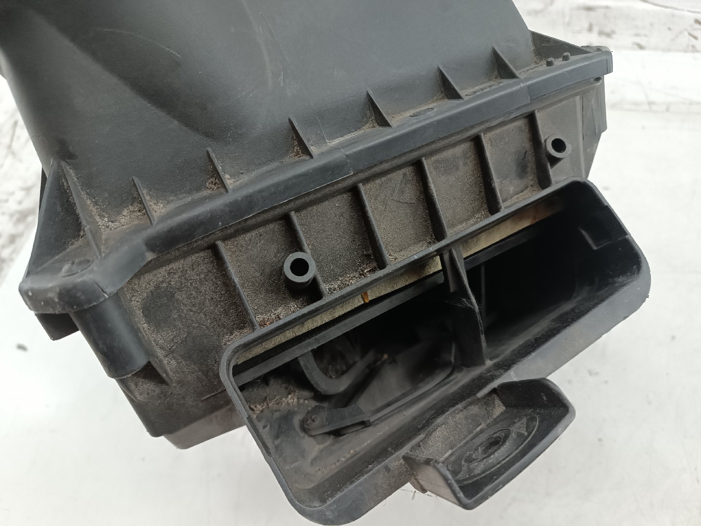 Caixa de filtro de ar AUDI A4 Avant (8E5, B6) | 00 - 05 Imagem-3