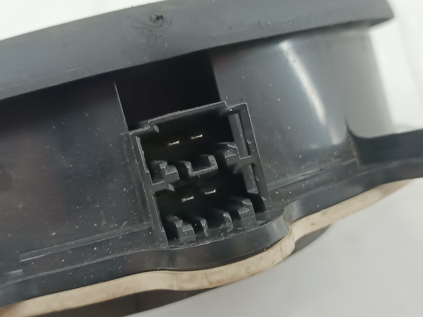 Coluna de som AUDI A4 Avant (8E5, B6) | 00 - 05 Imagem-2