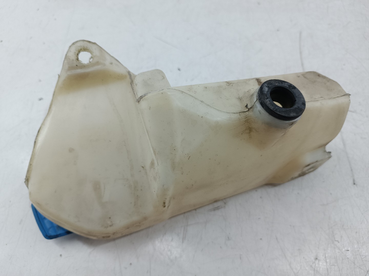 Reservatório de água do limpa para-brisas AUDI A4 Avant (8E5, B6) | 00 - 05 Imagem-2