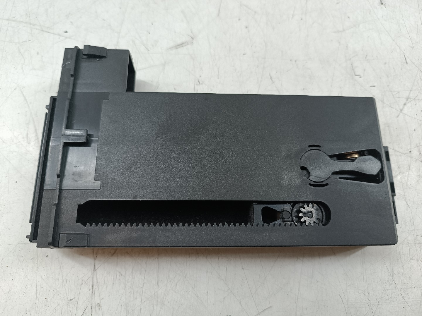 Caixa de arrumação AUDI A4 Avant (8E5, B6) | 00 - 05 Imagem-2