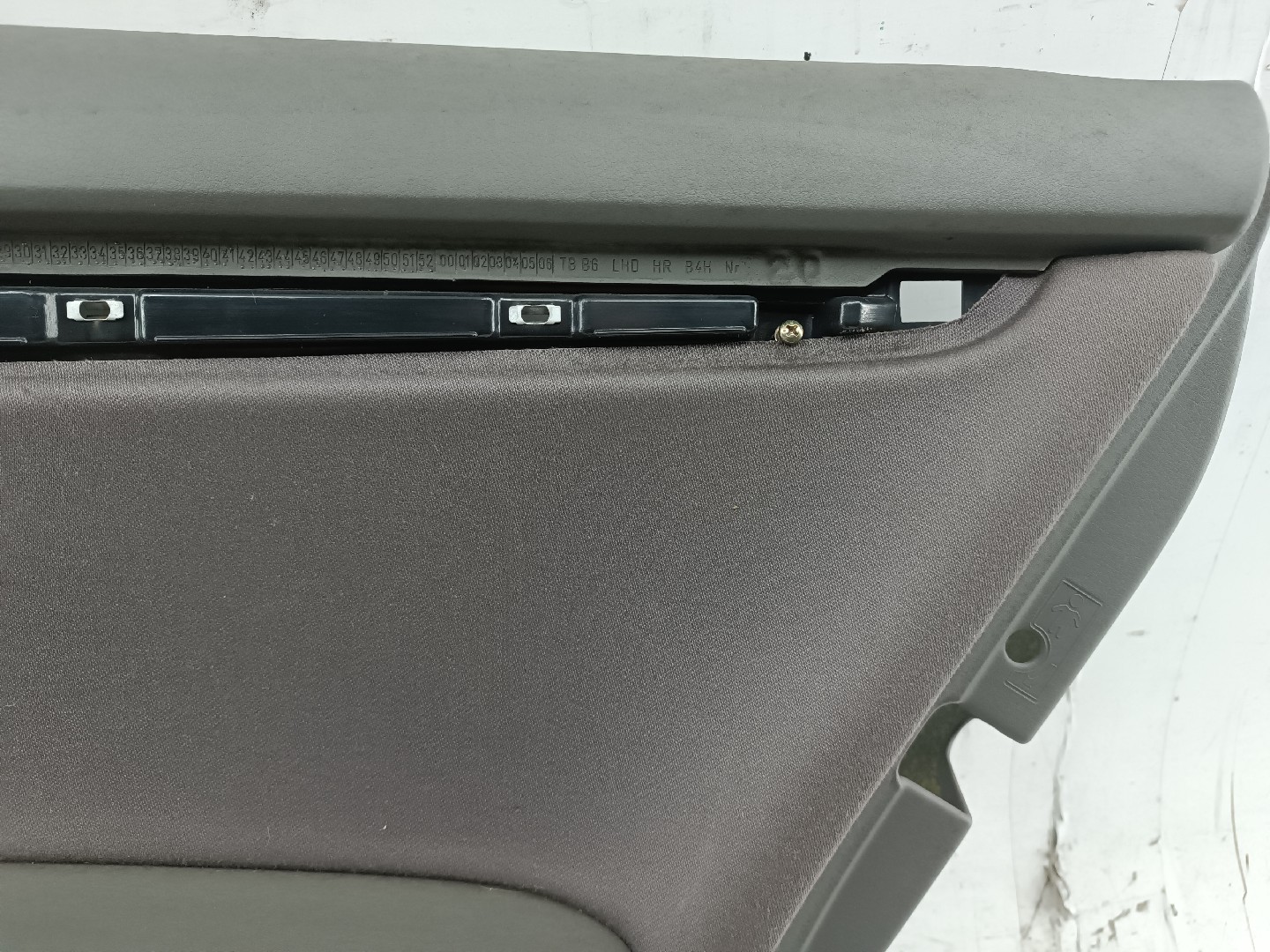 Quartela de porta trás direita AUDI A4 Avant (8E5, B6) | 00 - 05 Imagem-6