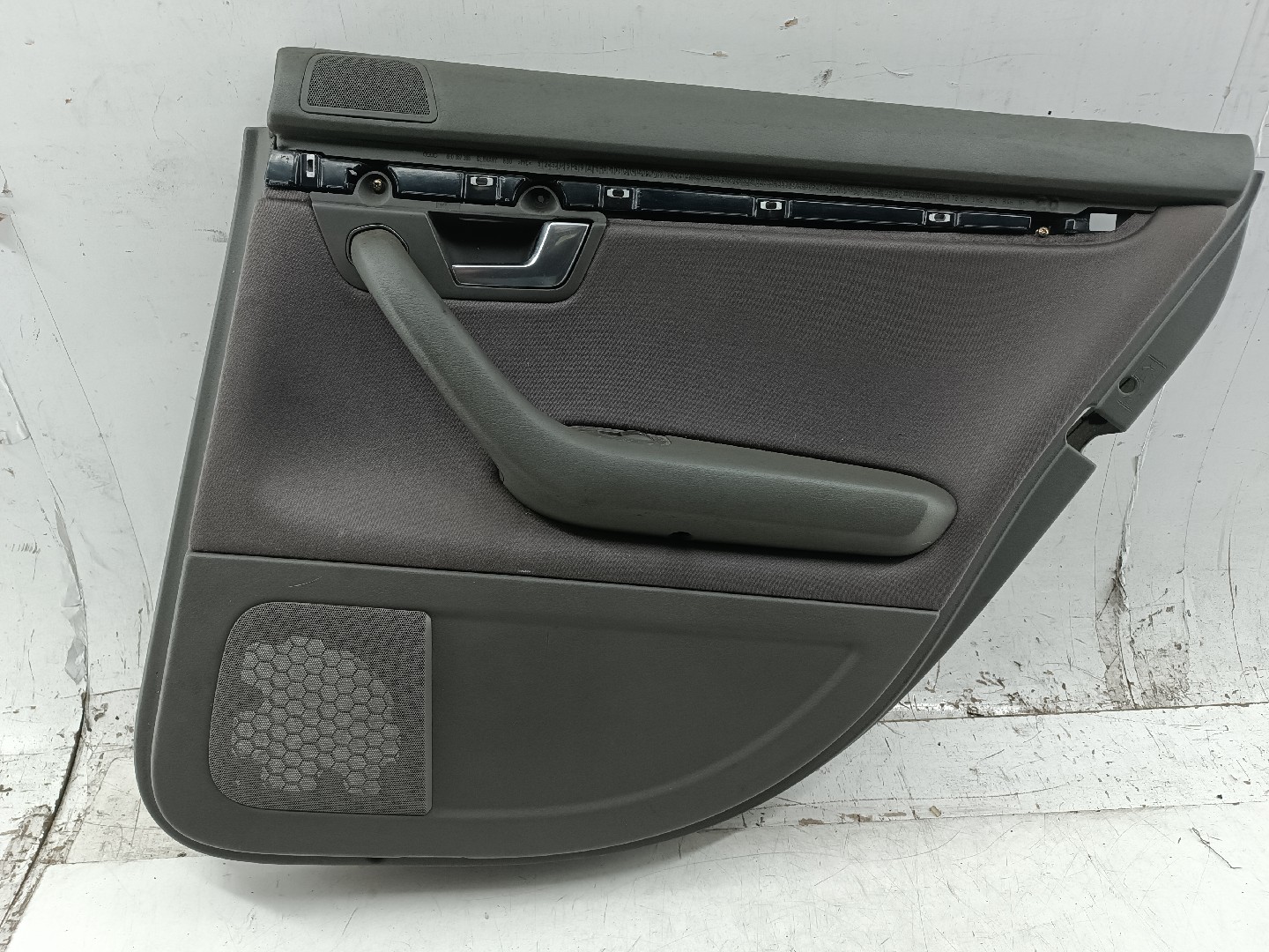 Quartela de porta trás direita AUDI A4 Avant (8E5, B6) | 00 - 05 Imagem-11