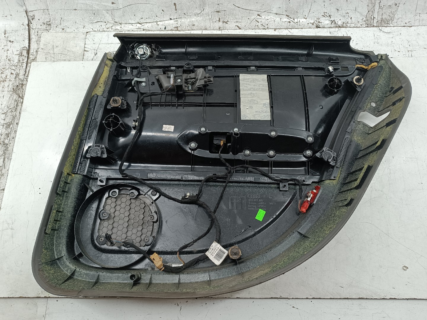 Quartela de porta trás esquerda AUDI A4 Avant (8E5, B6) | 00 - 05