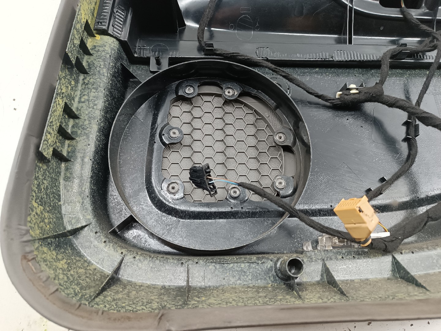 Quartela de porta trás esquerda AUDI A4 Avant (8E5, B6) | 00 - 05 Imagem-1