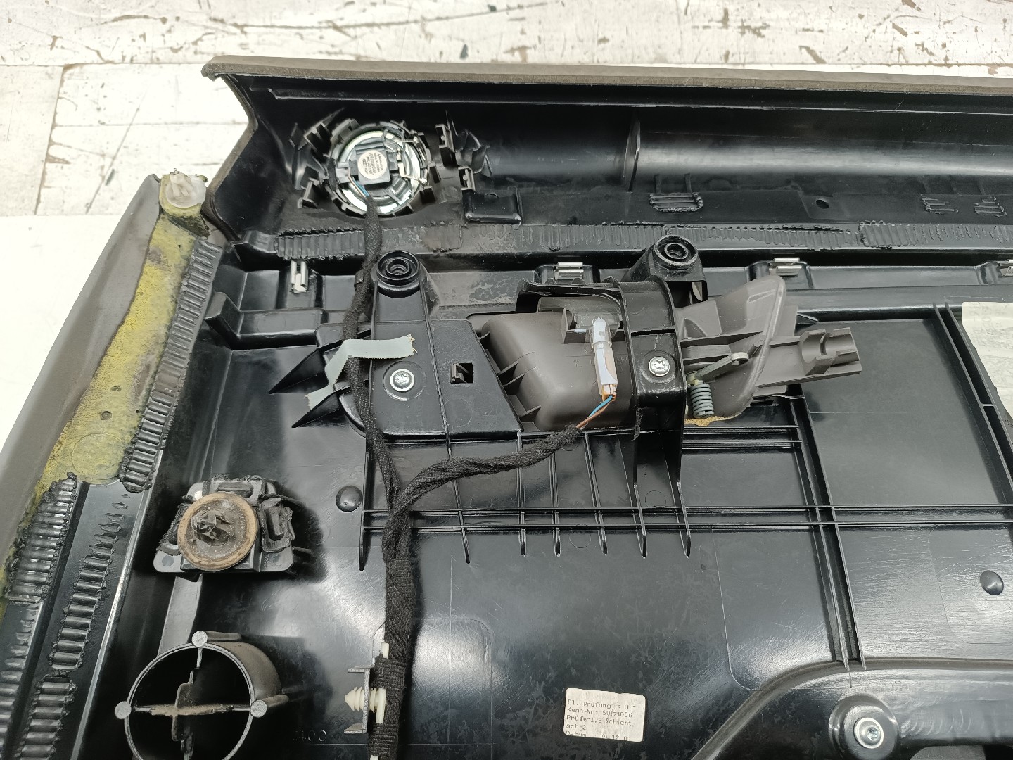 Quartela de porta trás esquerda AUDI A4 Avant (8E5, B6) | 00 - 05 Imagem-5