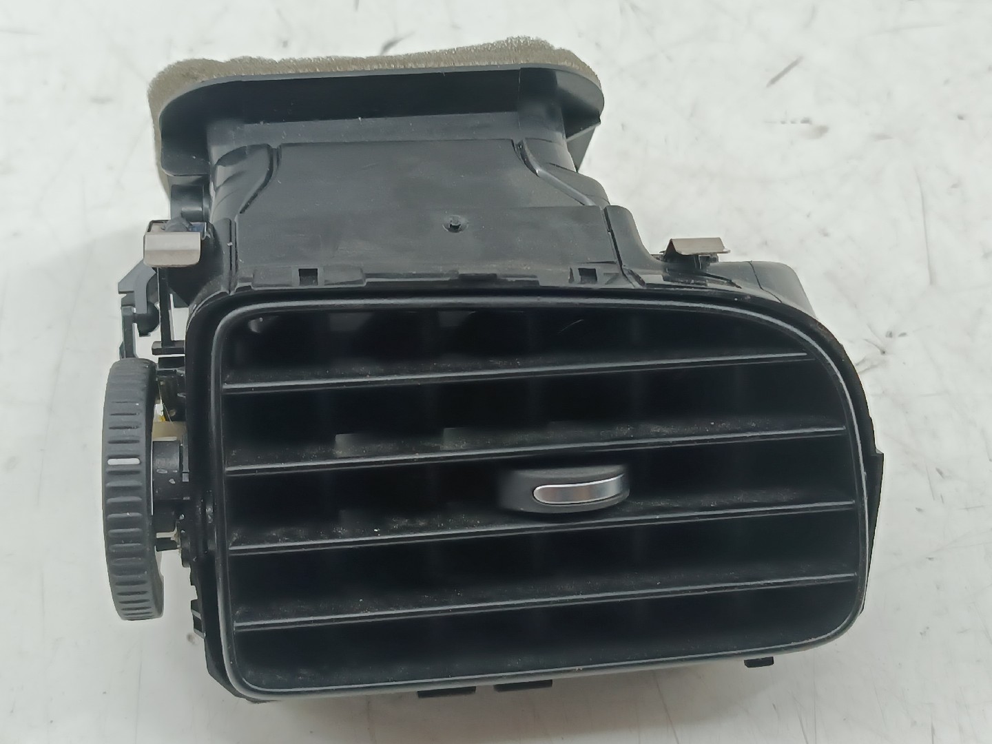 Difusor de ar VOLKSWAGEN POLO (6R1, 6C1) | 09 -  Imagem-4