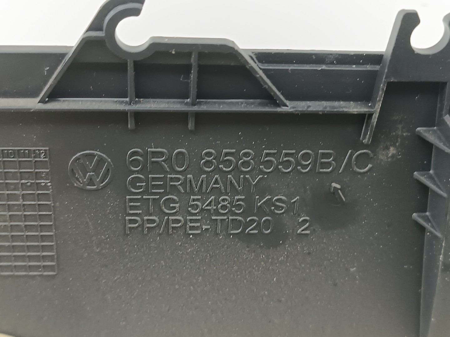 Revestimento da coluna de direção VOLKSWAGEN POLO (6R1, 6C1) | 09 -  Imagem-1