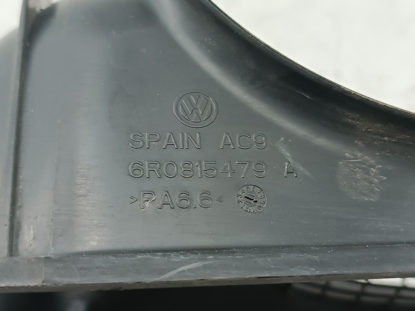 Grelha de filtro de ar VOLKSWAGEN POLO (6R1, 6C1) | 09 -  Imagem-1