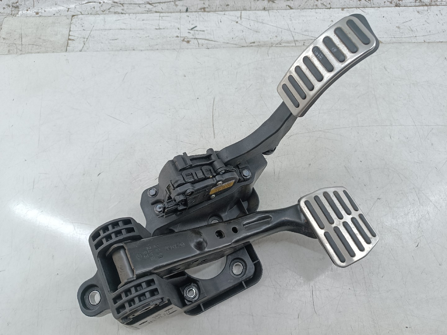 Pedal acelerador e travão VOLKSWAGEN POLO (6R1, 6C1) | 09 -  Imagem-5