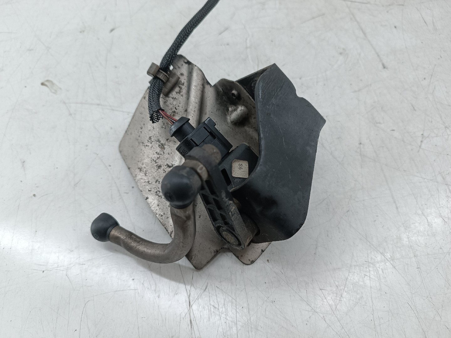 Sensor de nível de altura VOLKSWAGEN POLO (6R1, 6C1) | 09 -  Imagem-4