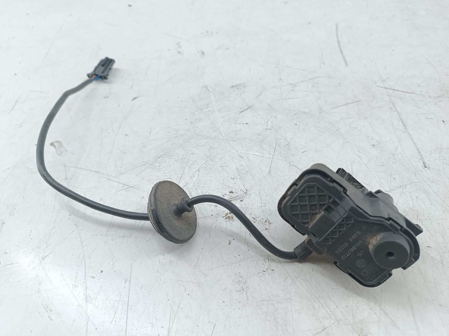 Fecho de deposito de combustível VOLKSWAGEN POLO (6R1, 6C1) | 09 -  Imagem-5