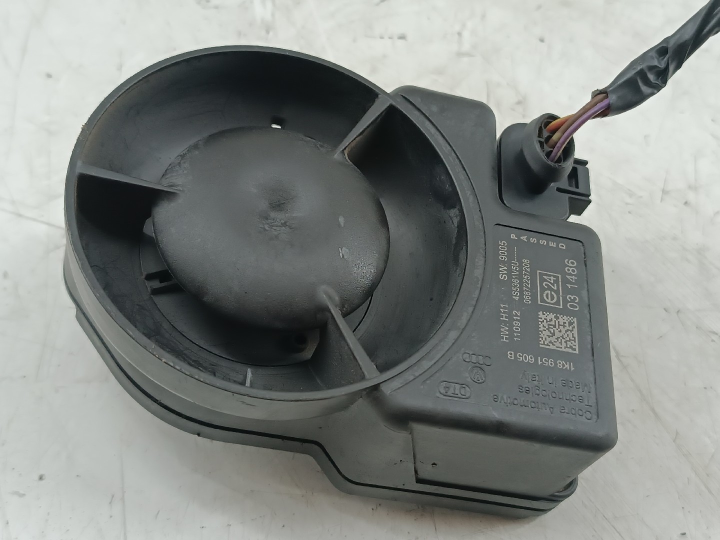 Módulo de alarme VOLKSWAGEN POLO (6R1, 6C1) | 09 -  Imagem-1