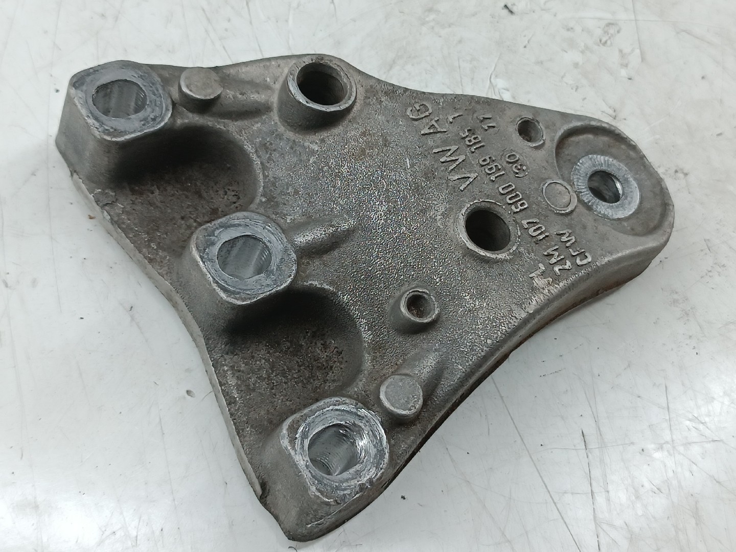 Suporte de motor VOLKSWAGEN POLO (6R1, 6C1) | 09 -  Imagem-4