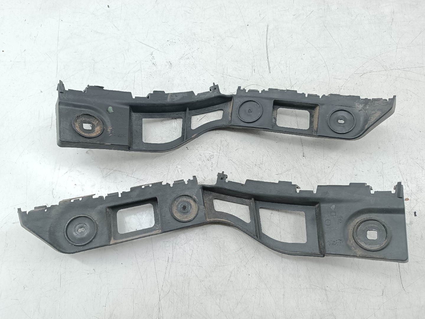 Suporte de montagem de para-choques VOLKSWAGEN POLO (6R1, 6C1) | 09 - 