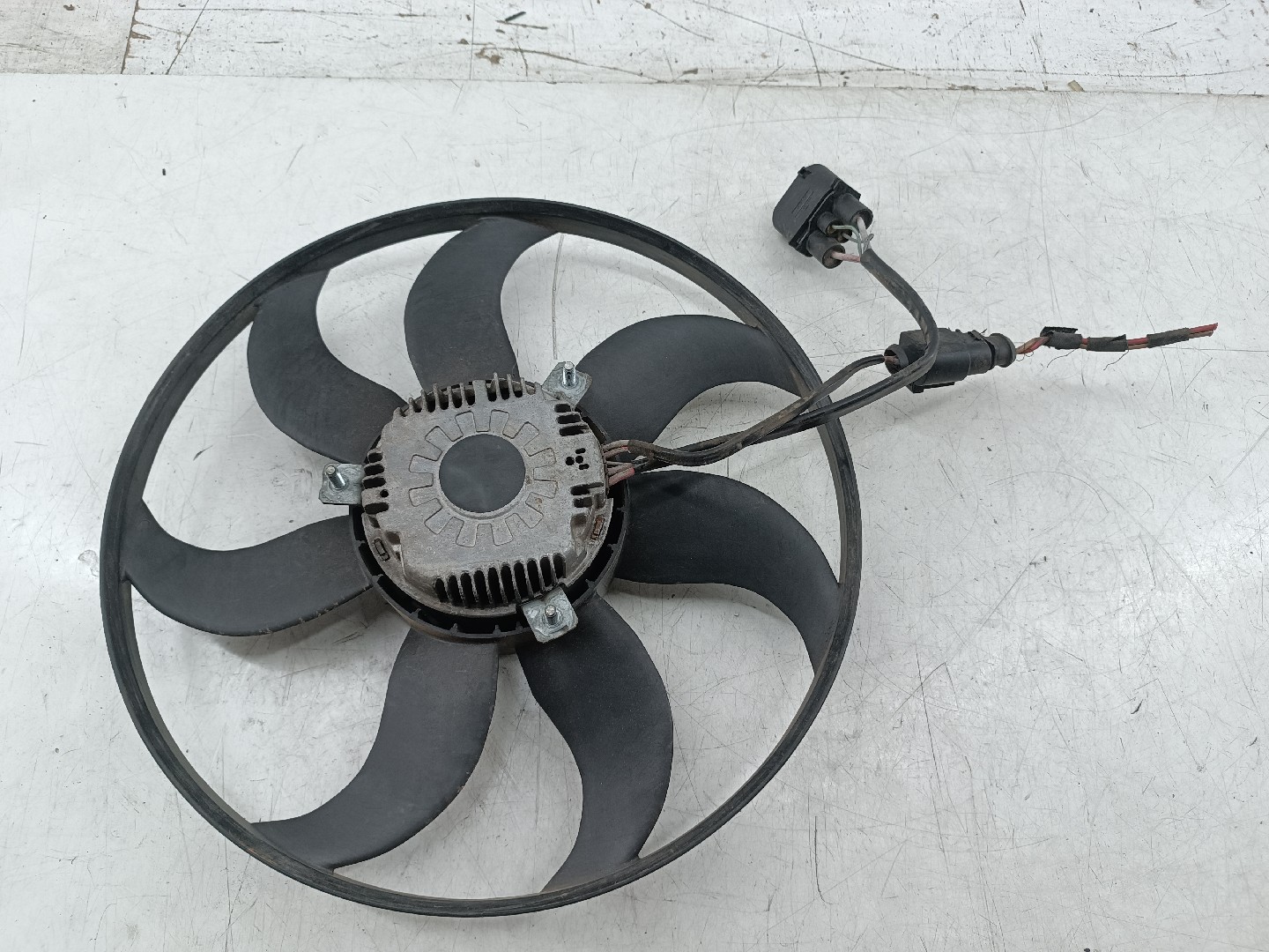 Termo ventilador VOLKSWAGEN POLO (6R1, 6C1) | 09 - 