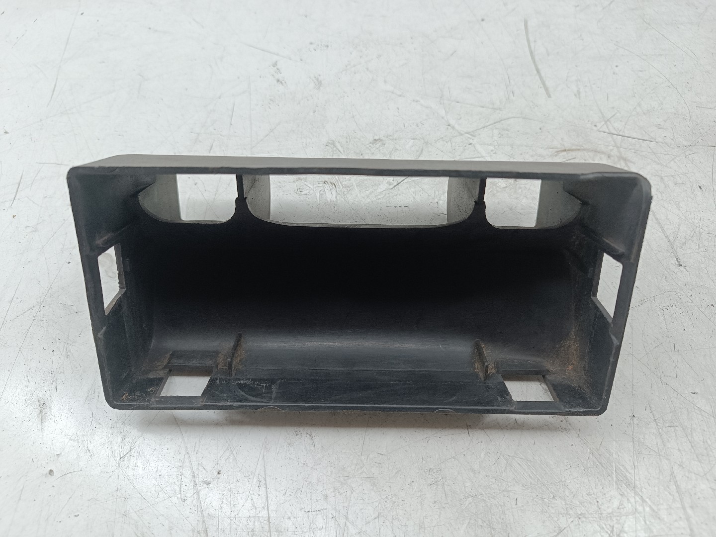 Guia de duto de ar VOLKSWAGEN POLO (6R1, 6C1) | 09 - 