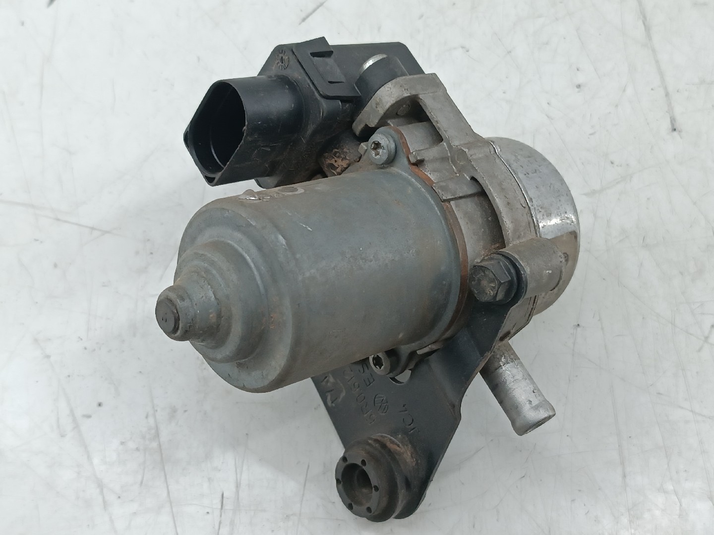 Bomba de vácuo VOLKSWAGEN POLO (6R1, 6C1) | 09 -  Imagem-4