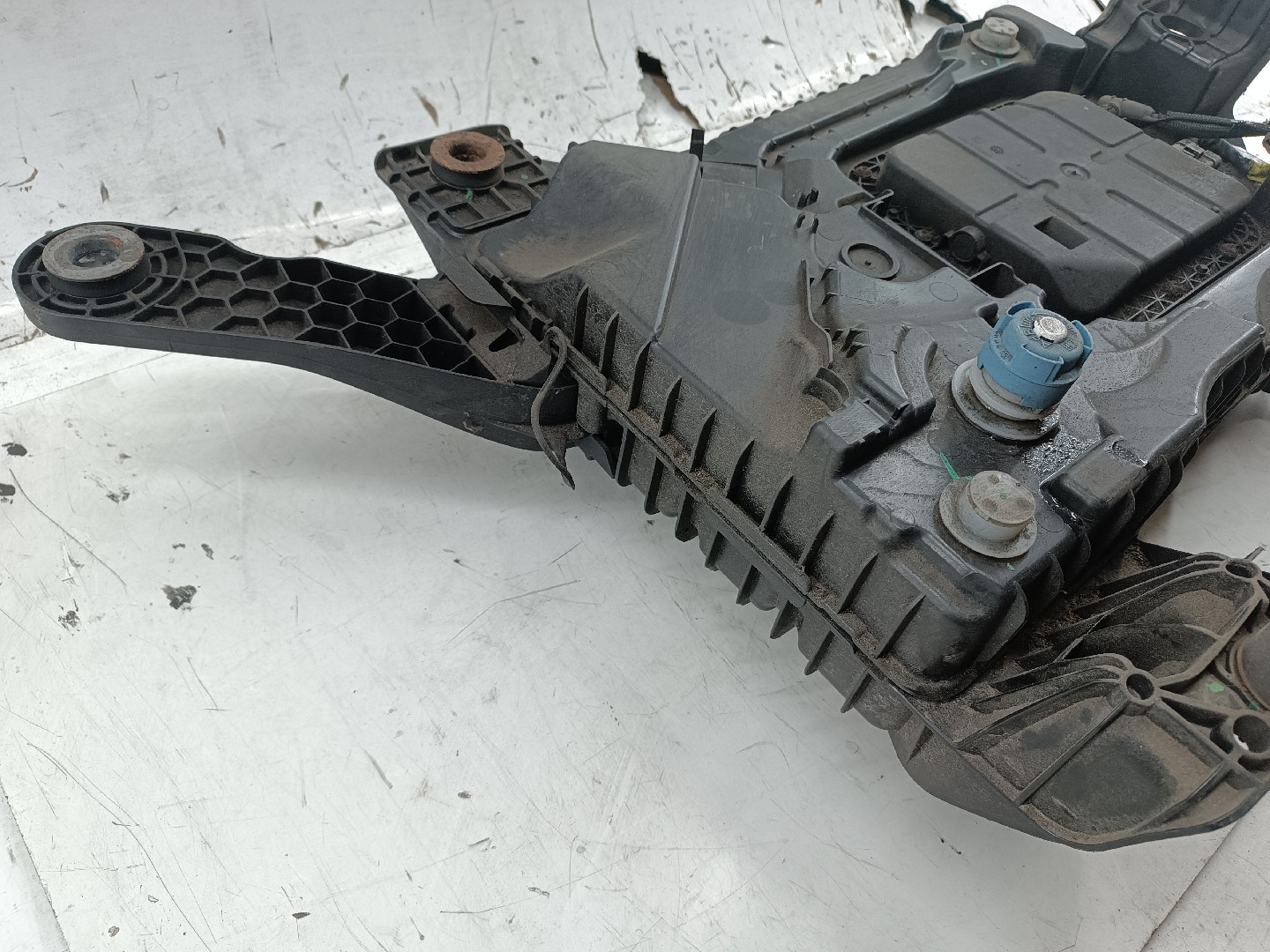 Depósito ad blue PEUGEOT 308 SW II | 14 -  Imagem-2